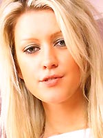 nylon-desires.com