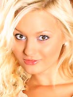 nylon-desires.com